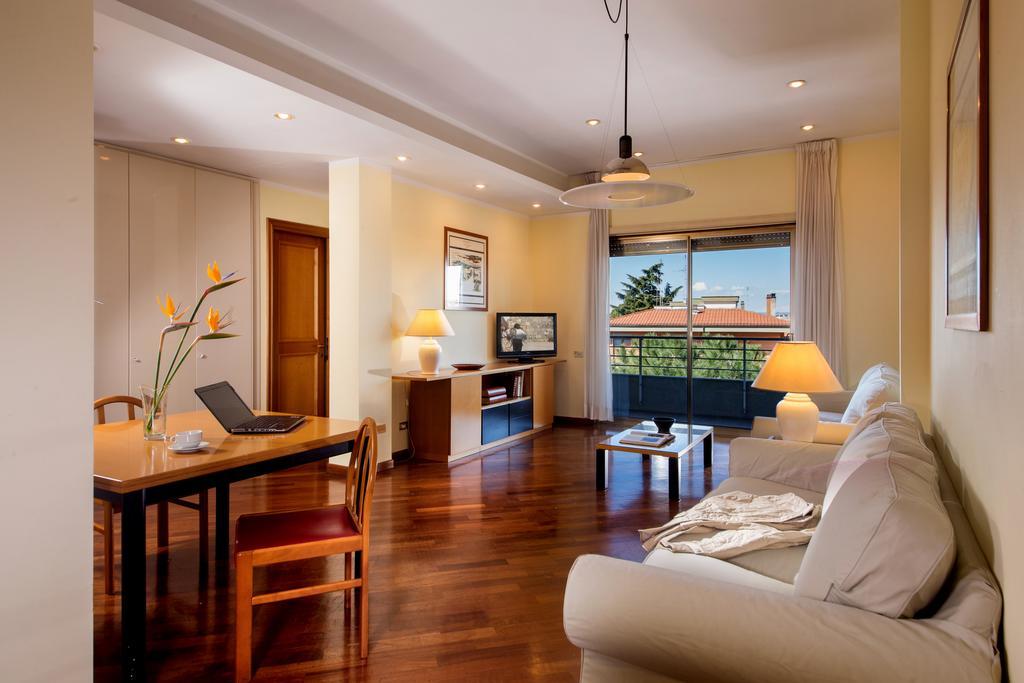 روما Residence Parco Salario الغرفة الصورة